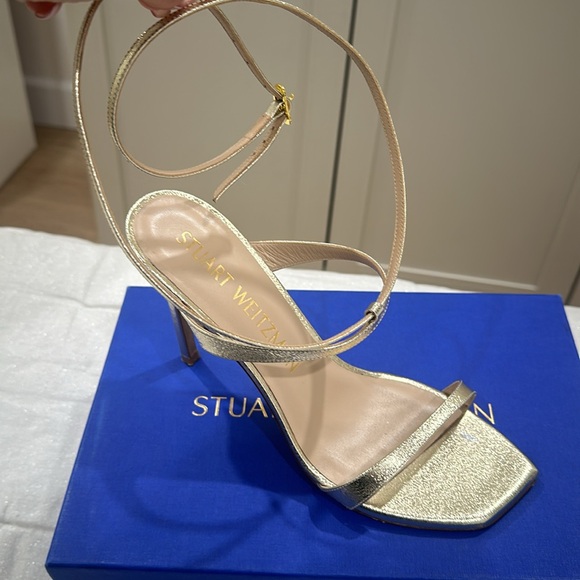 Stuart Weitan gold strappy lace up heels - Picture 5 of 5